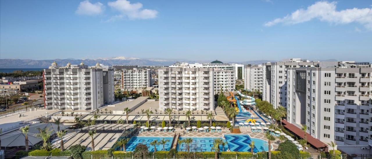 Ramada Resort By Wyndham Lara Antalia Esterno foto